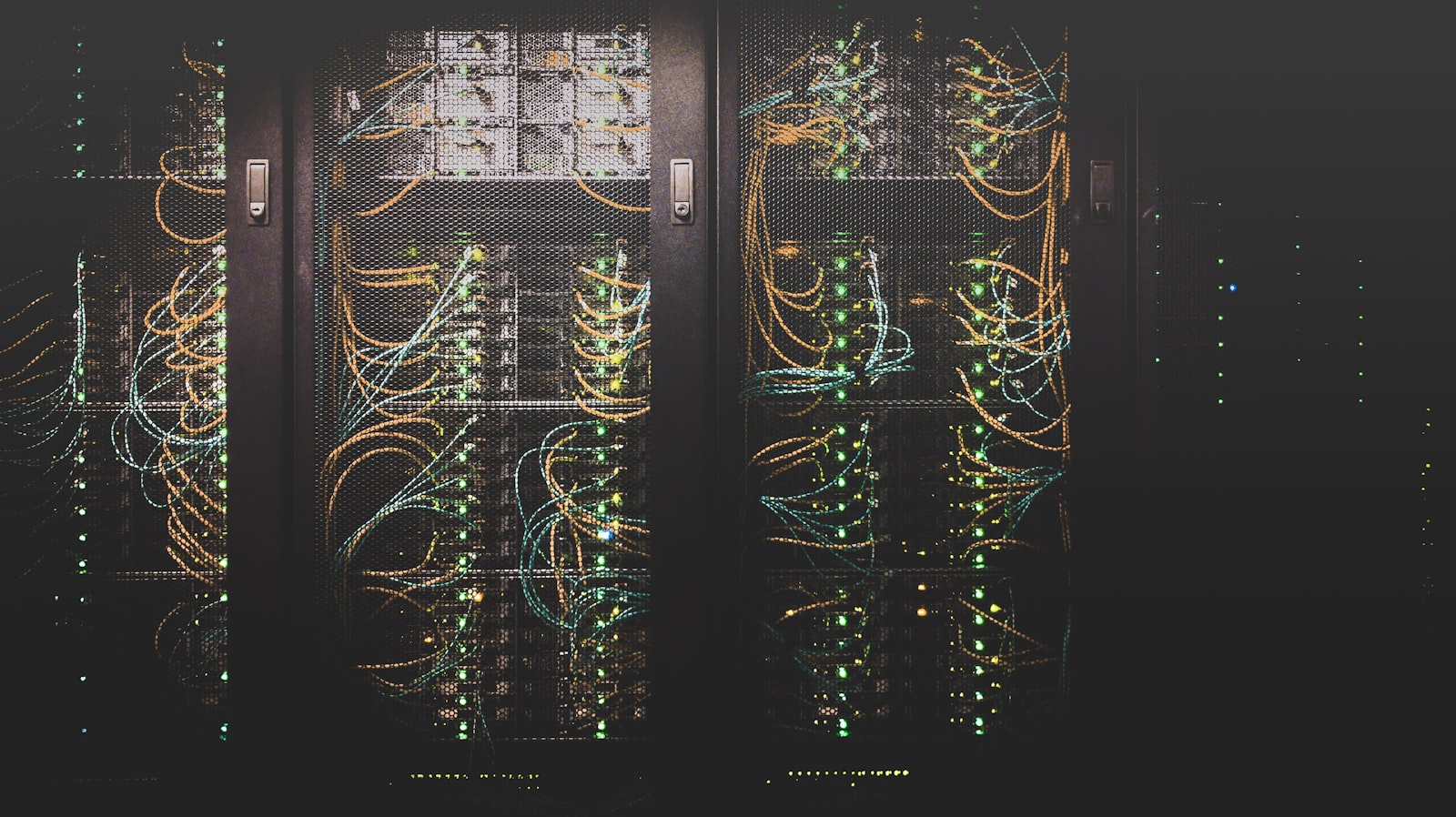 Data Center & Server Solutions